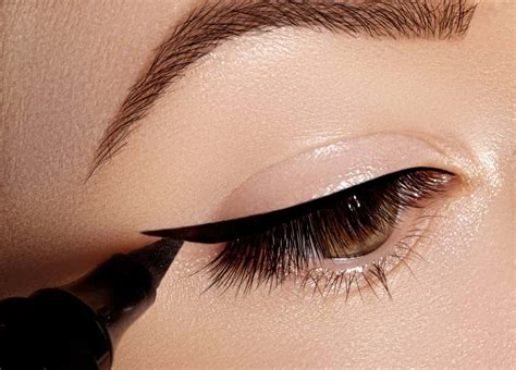 Eyeliner for sensitive eyes. Things To Know About Eyeliner for sensitive eyes. 